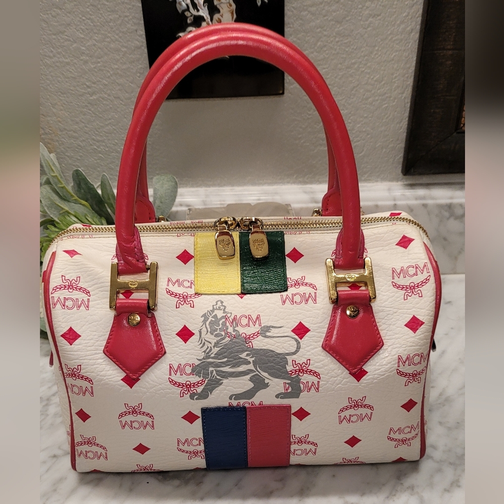 MCM Vicetos Princess Lioness Boston Leather & Suede Bag EUC - Picture 1 of 12